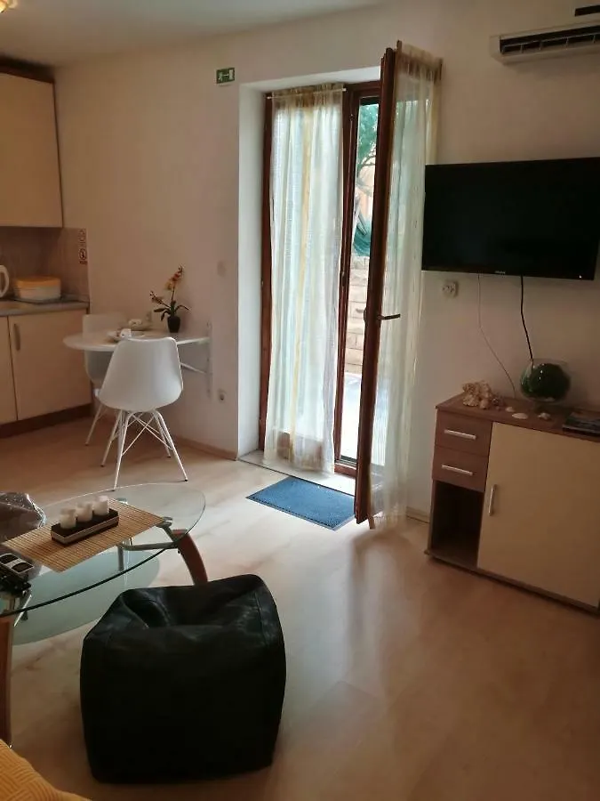 Studios Bilonic Split 0*,  Croatia