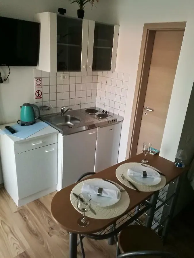 Apartment Studios Bilonic Split